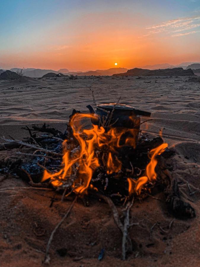 Wadi Rum Silk Road Camp Екстер'єр фото