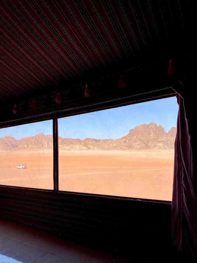 Wadi Rum Silk Road Camp Екстер'єр фото