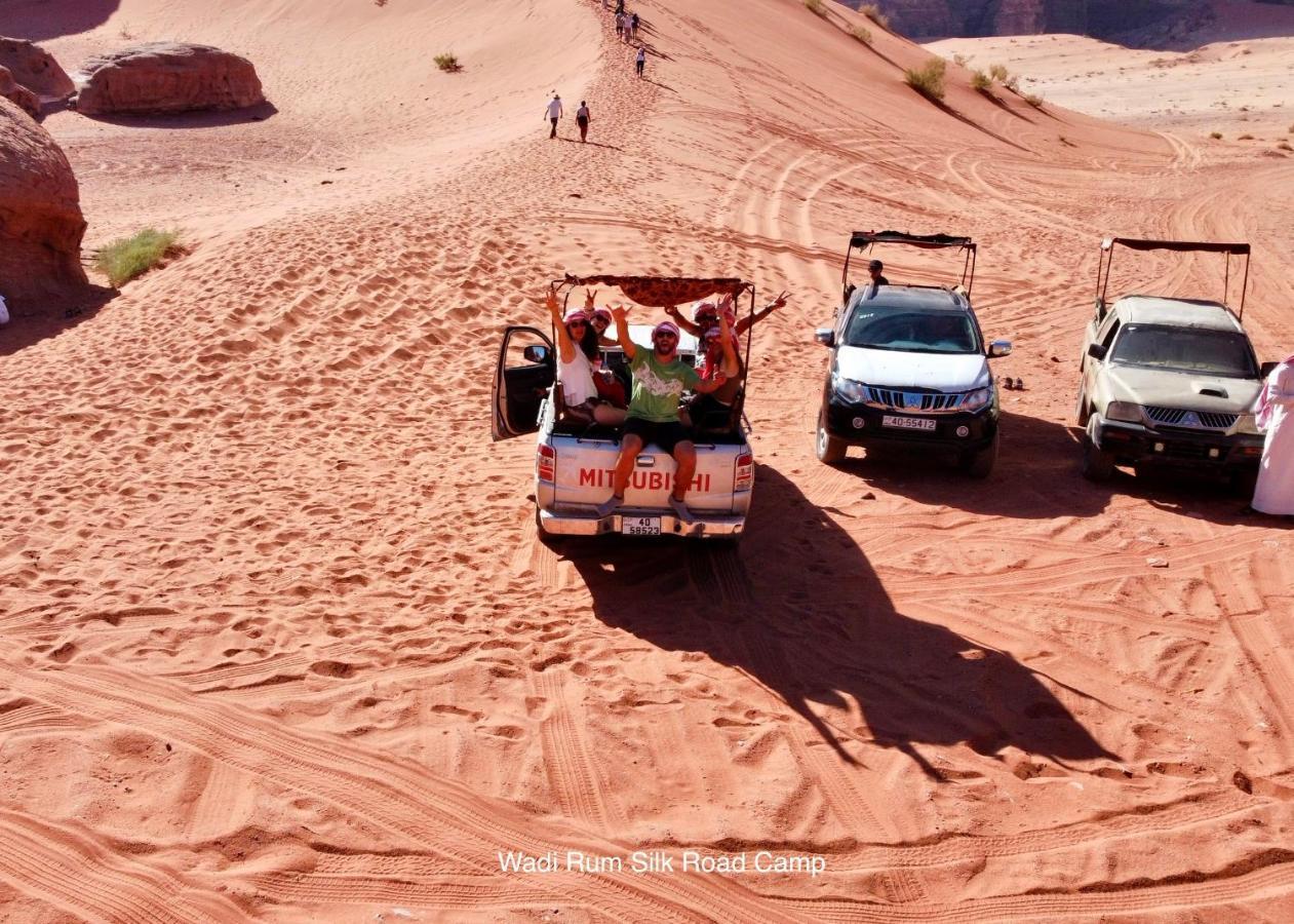 Wadi Rum Silk Road Camp Екстер'єр фото