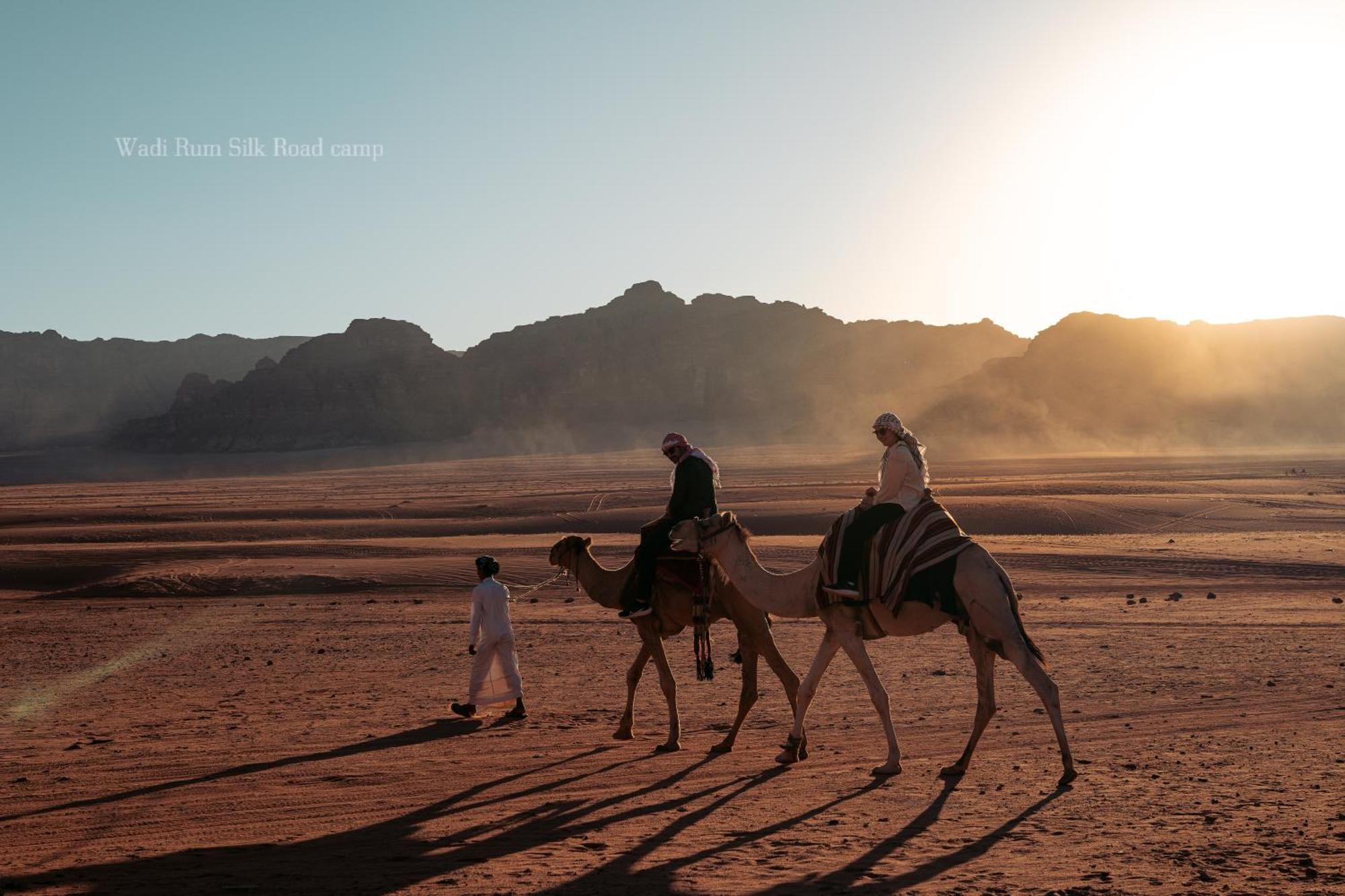 Wadi Rum Silk Road Camp Екстер'єр фото