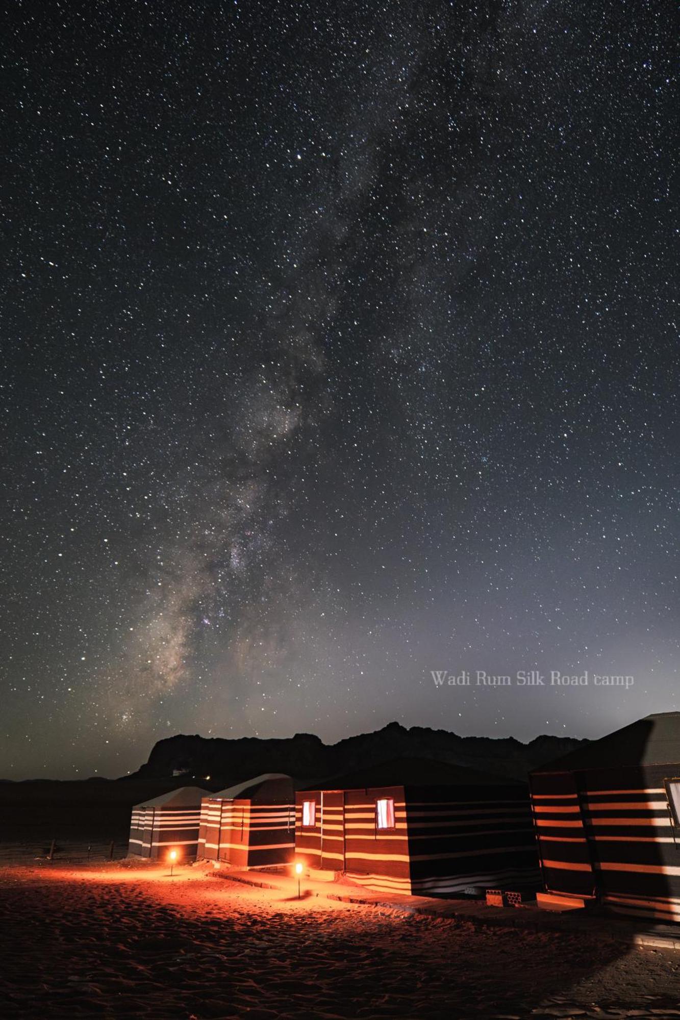 Wadi Rum Silk Road Camp Екстер'єр фото